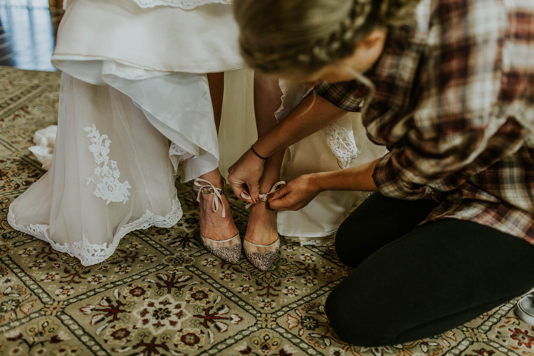 The Knot Wedding Photographer