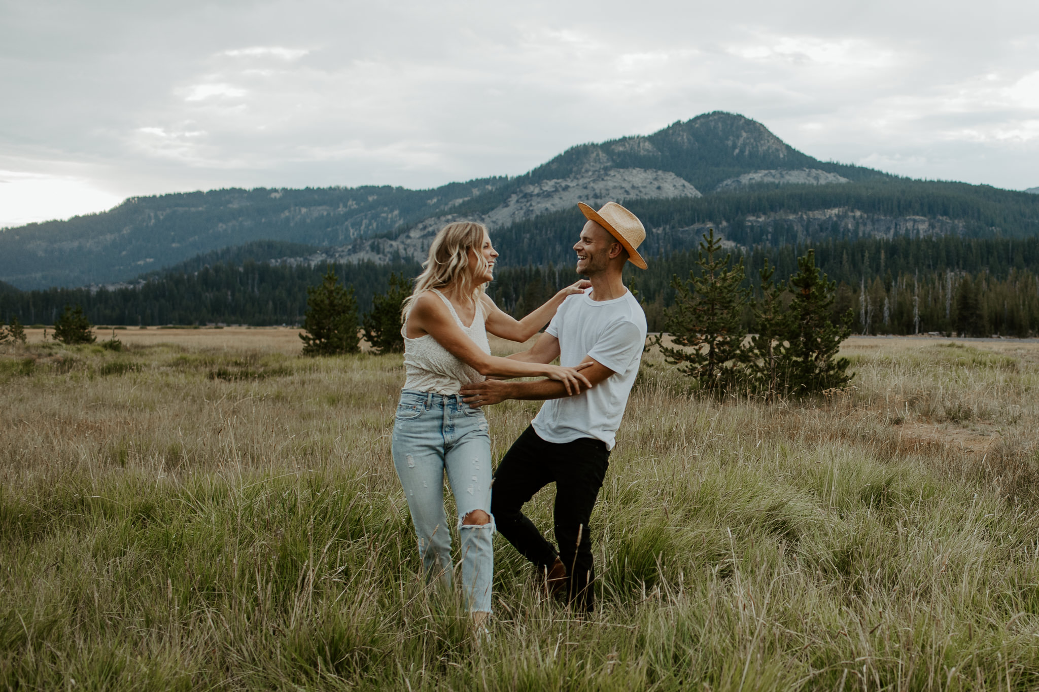 Bend Oregon Elopement Photographers