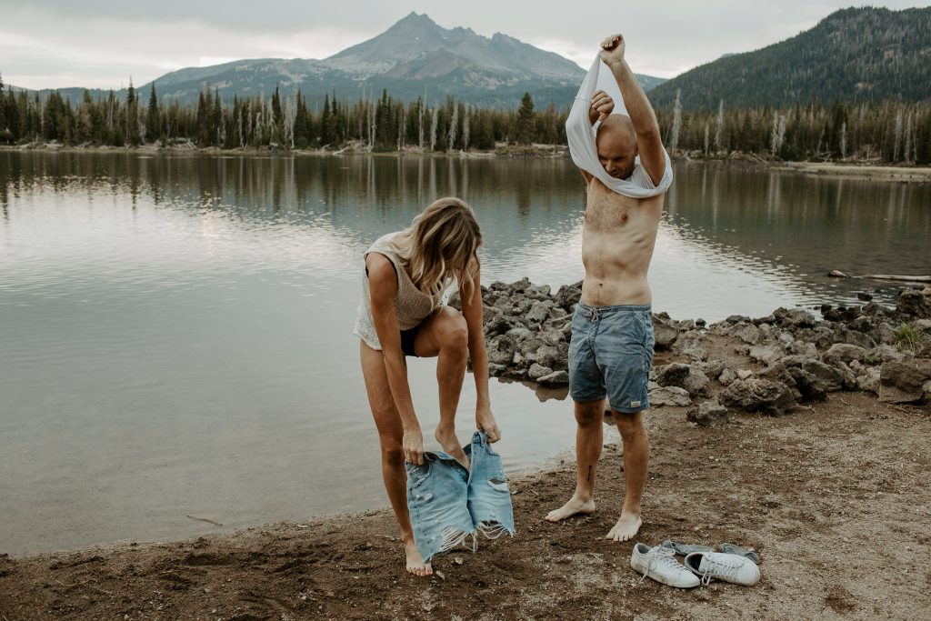 Bend Oregon Elopement Photographers