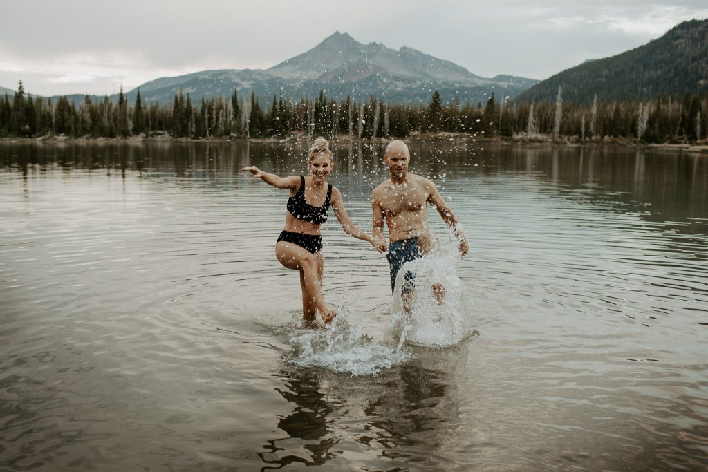 Bend Oregon Elopement Photographers