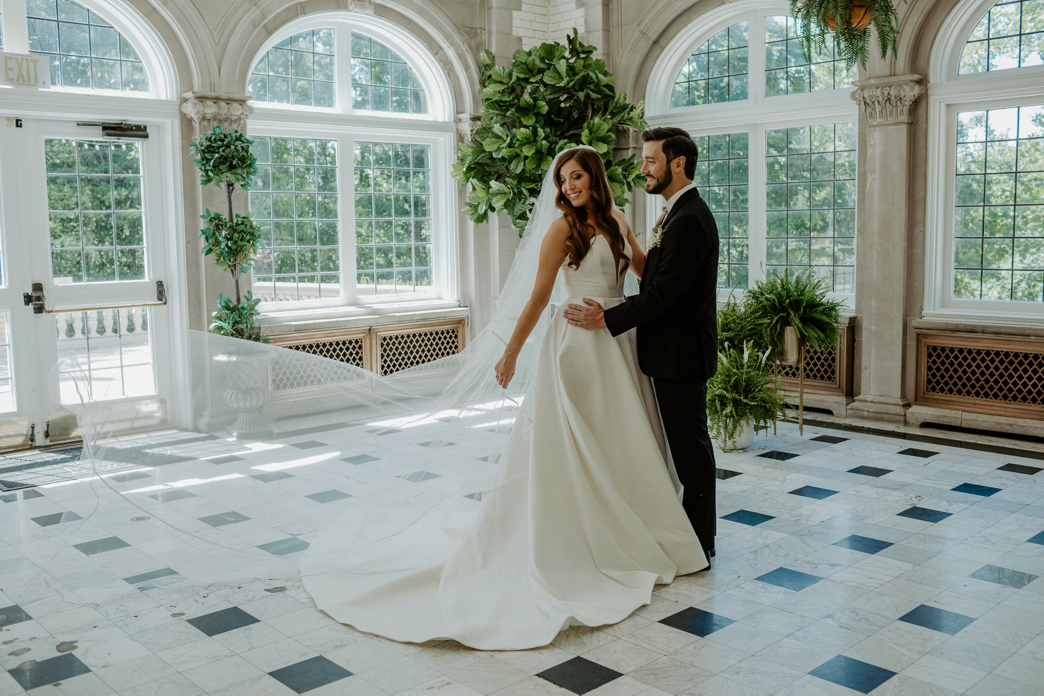 Indianapolis Wedding Photographers